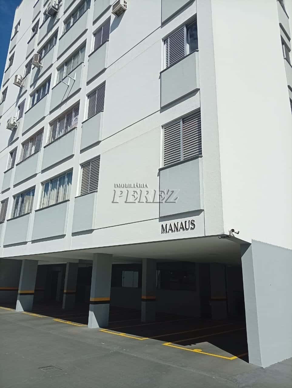 Apartamento à venda no Edifício Santarém no centro de Londrina — foto principal