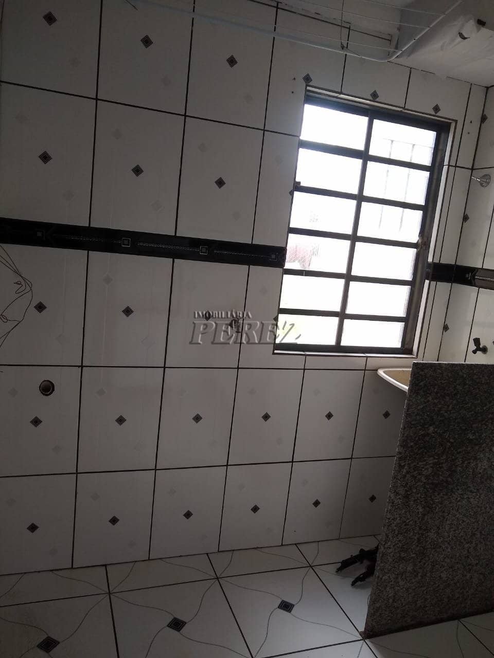 Apartamento no Vista Bela V, de 2 quartos, 48 m² para alugar no Jardim Maria Celina - Londrina/PR - Foto 2