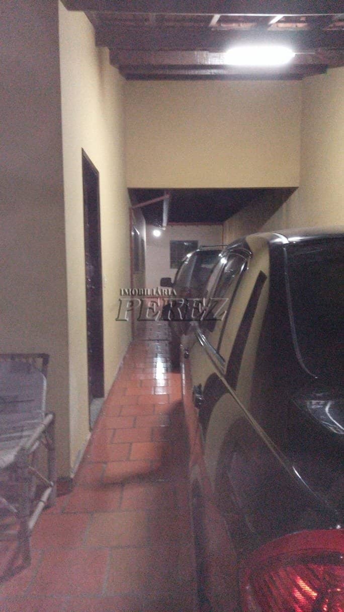 Casa, de 3 quartos, 186 m² à venda no Jardim Monte Rey - Londrina/PR - Foto 1