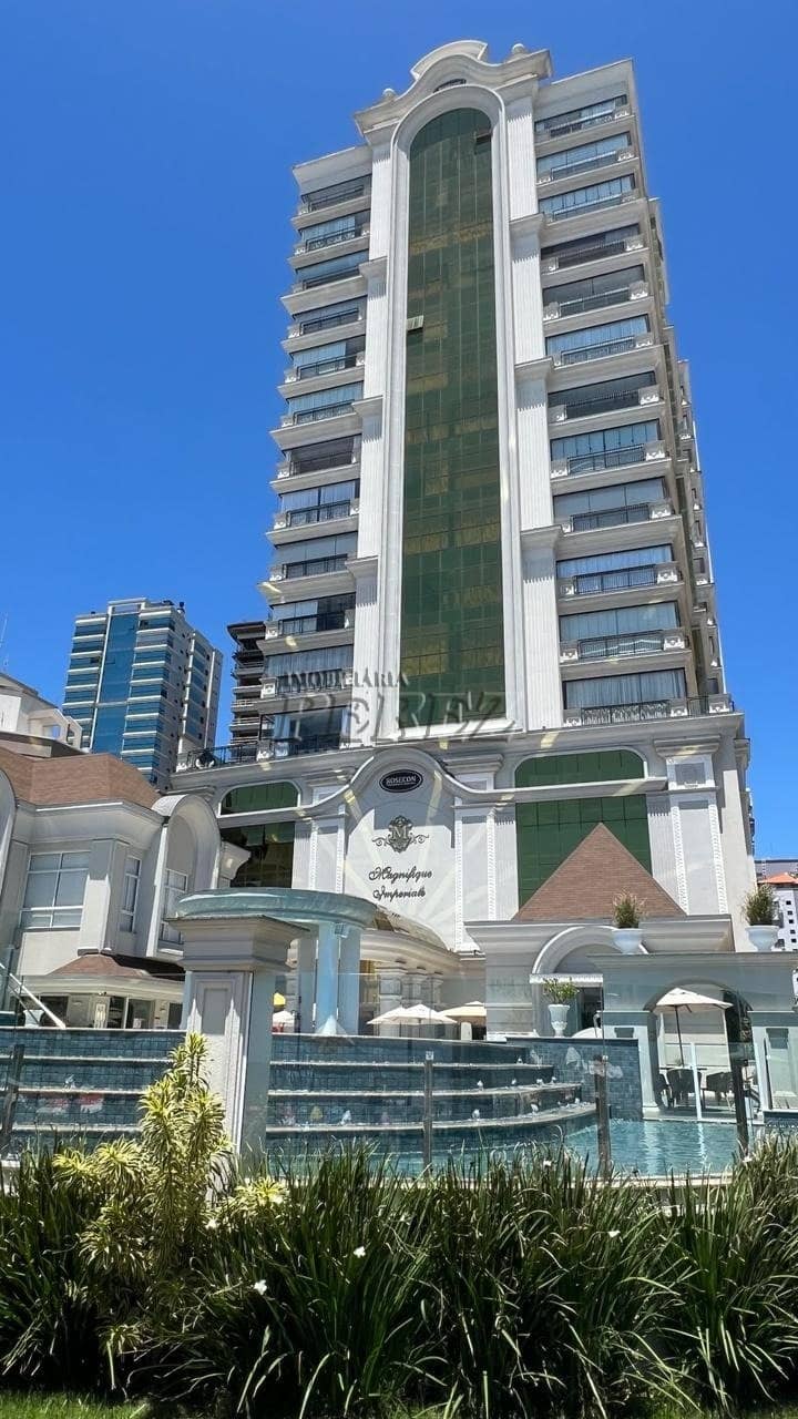 Apartamento no Edifício Magnifique Imperiale, de 4 quartos, 190 m² à venda no Meia Praia - Itapema/SC - Foto 2