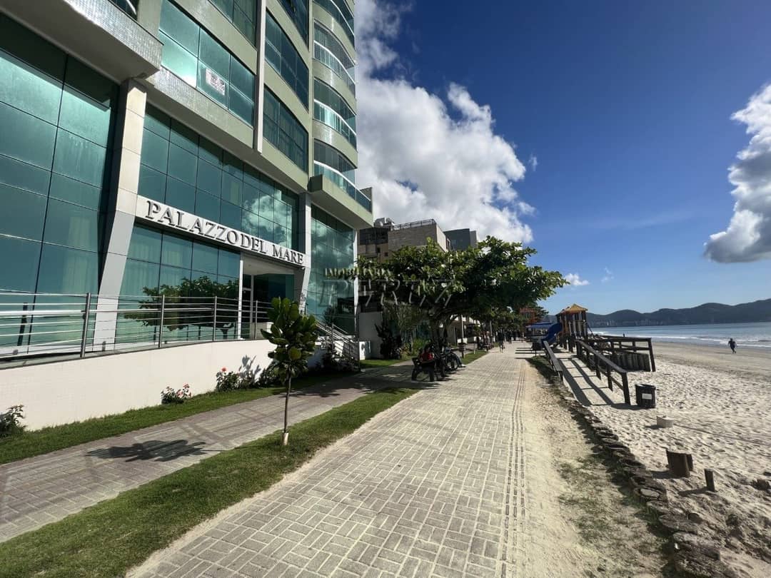Apartamento de Alto Padrão Frente ao Mar - Edifício Palazzo Del Mare - Meia Praia, Itapema/SC - Foto 2