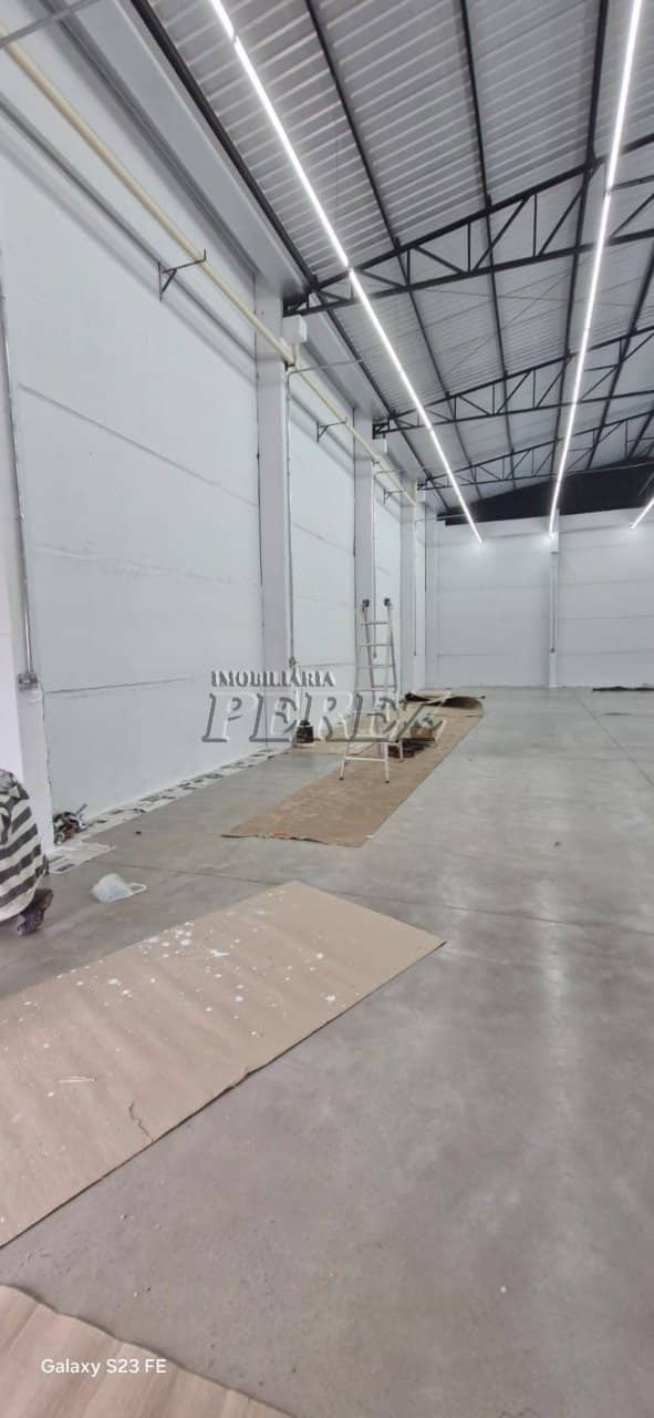 Galpão, 375 m² para alugar no São Lourenço - Londrina/PR - Foto 3