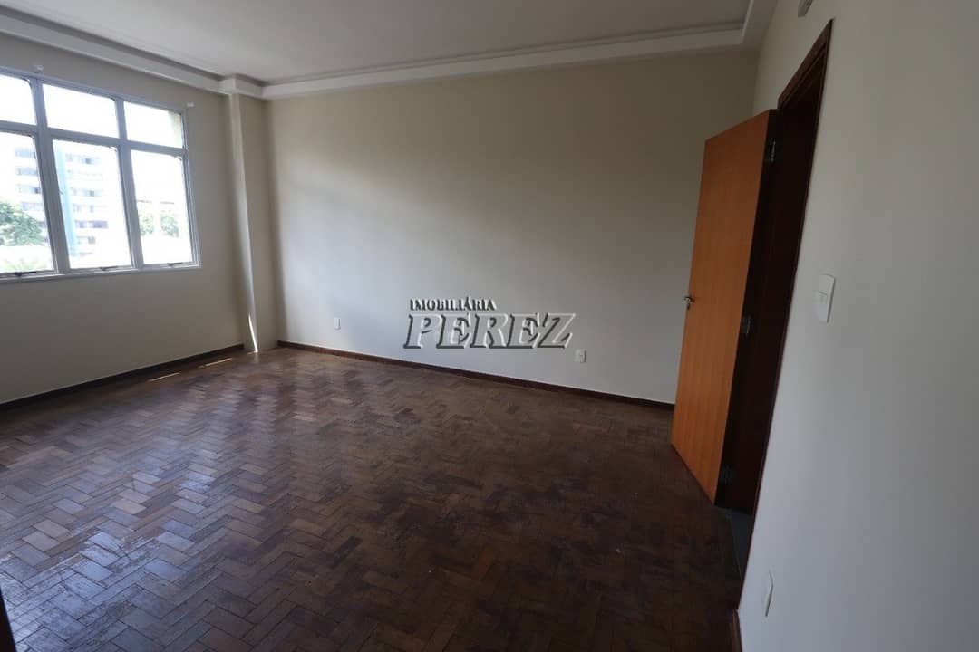 Apartamento, de 3 quartos para alugar no Vila Ipiranga - Londrina/PR - Foto 4
