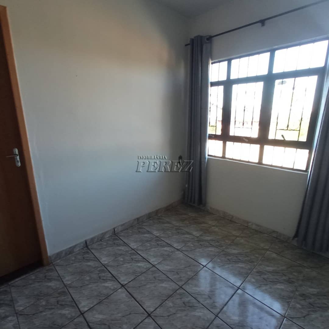 Casa, de 3 quartos para alugar no Conjunto Parigot De Souza 1 - Londrina/PR - Foto 3