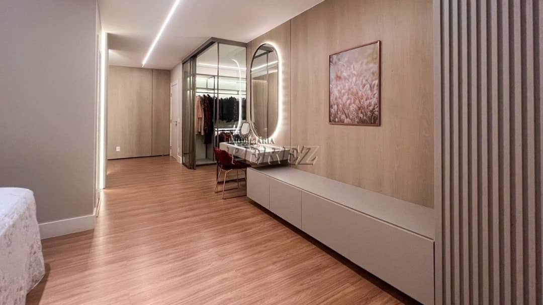 Apartamento no Edifício Grand Palais, de 3 quartos, 216 m² à venda no Gleba Fazenda Palhano - Londrina/PR - Foto 4