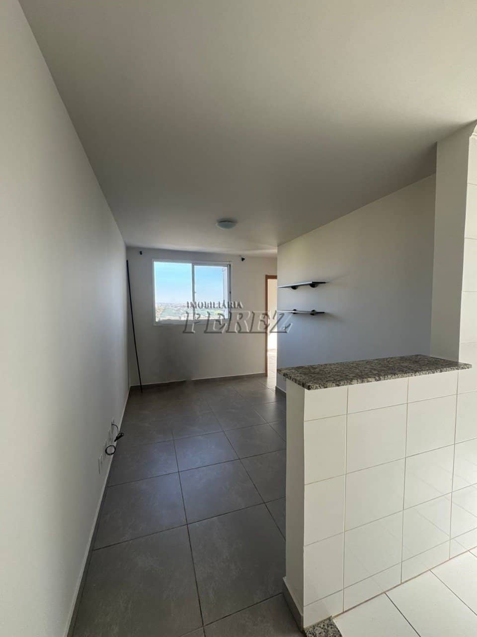 Apartamento no Condomínio Lagoa Dourada, de 2 quartos, 46.65 m² à venda no Gleba Ribeirão Limeiro - Londrina/PR - Foto 1