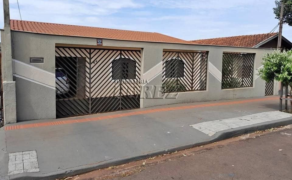 Sobrado, de 3 quartos, 190 m² à venda no Vila Rica - Londrina/PR - Foto 0