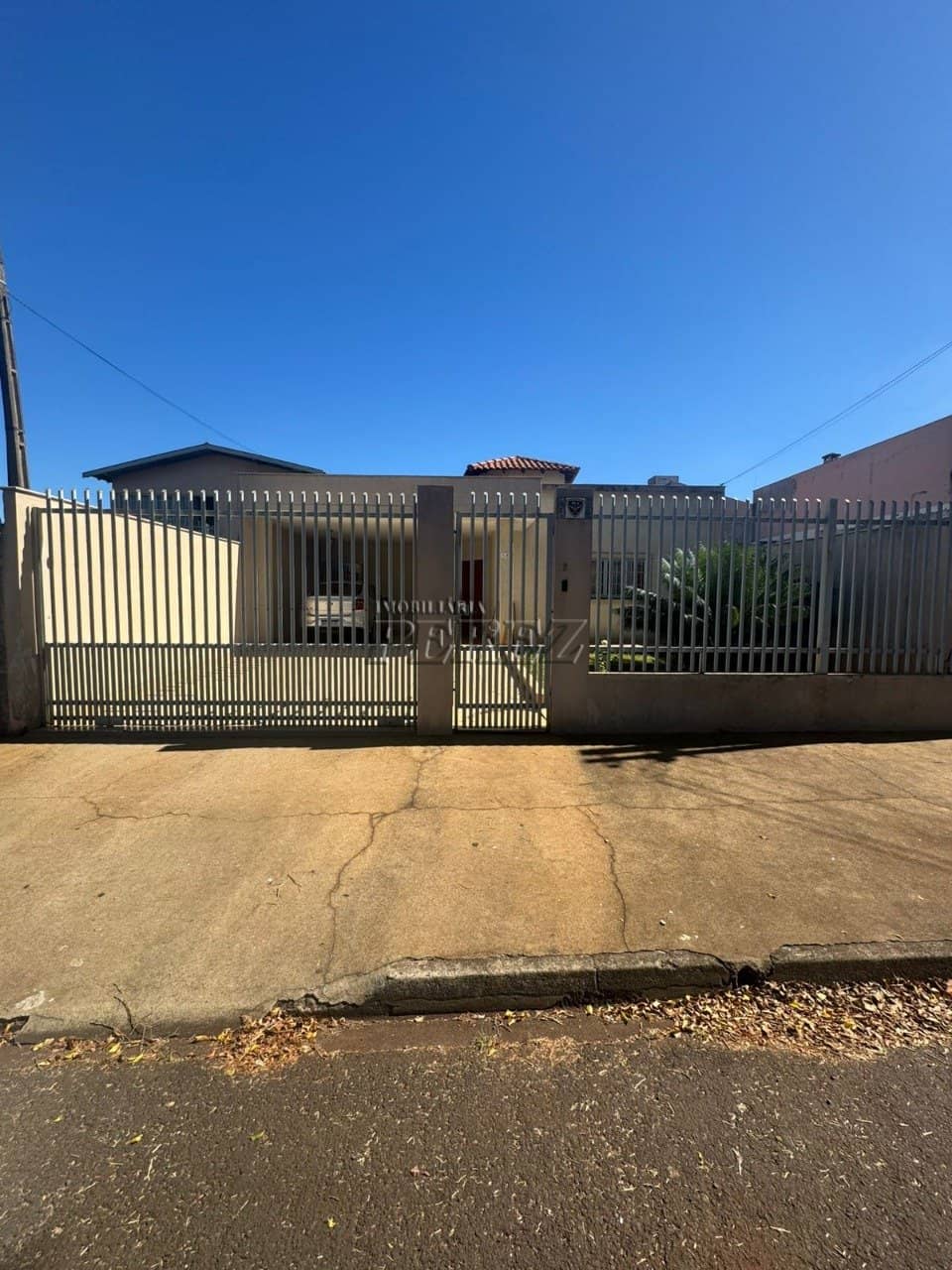 Casa, de 3 quartos à venda no Jardim Imagawa - Londrina/PR - Foto 0