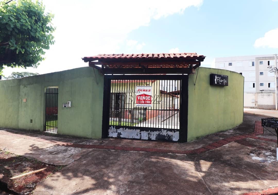 casa à venda na Rua João Weffort,  bairro Esperança, zona sul de Londrina. - Foto 0