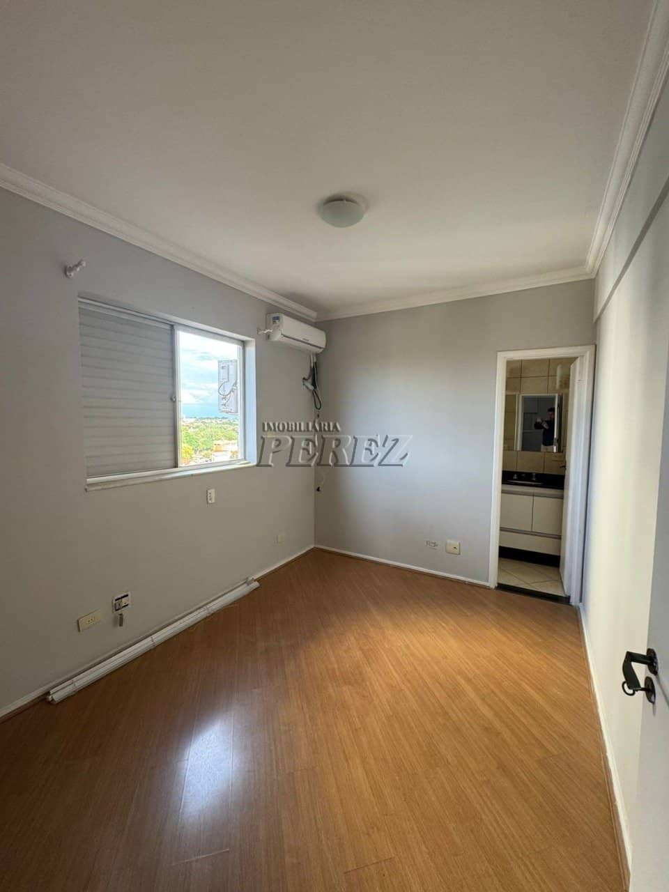 Apartamento no Solar Dos Alfares, de 3 quartos, 85 m² à venda no Vila Penteriche - Londrina/PR - Foto 4