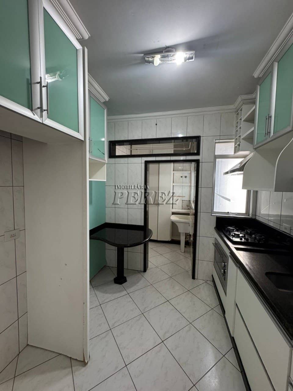 Apartamento no Solar Dos Alfares, de 3 quartos, 85 m² à venda no Vila Penteriche - Londrina/PR - Foto 2