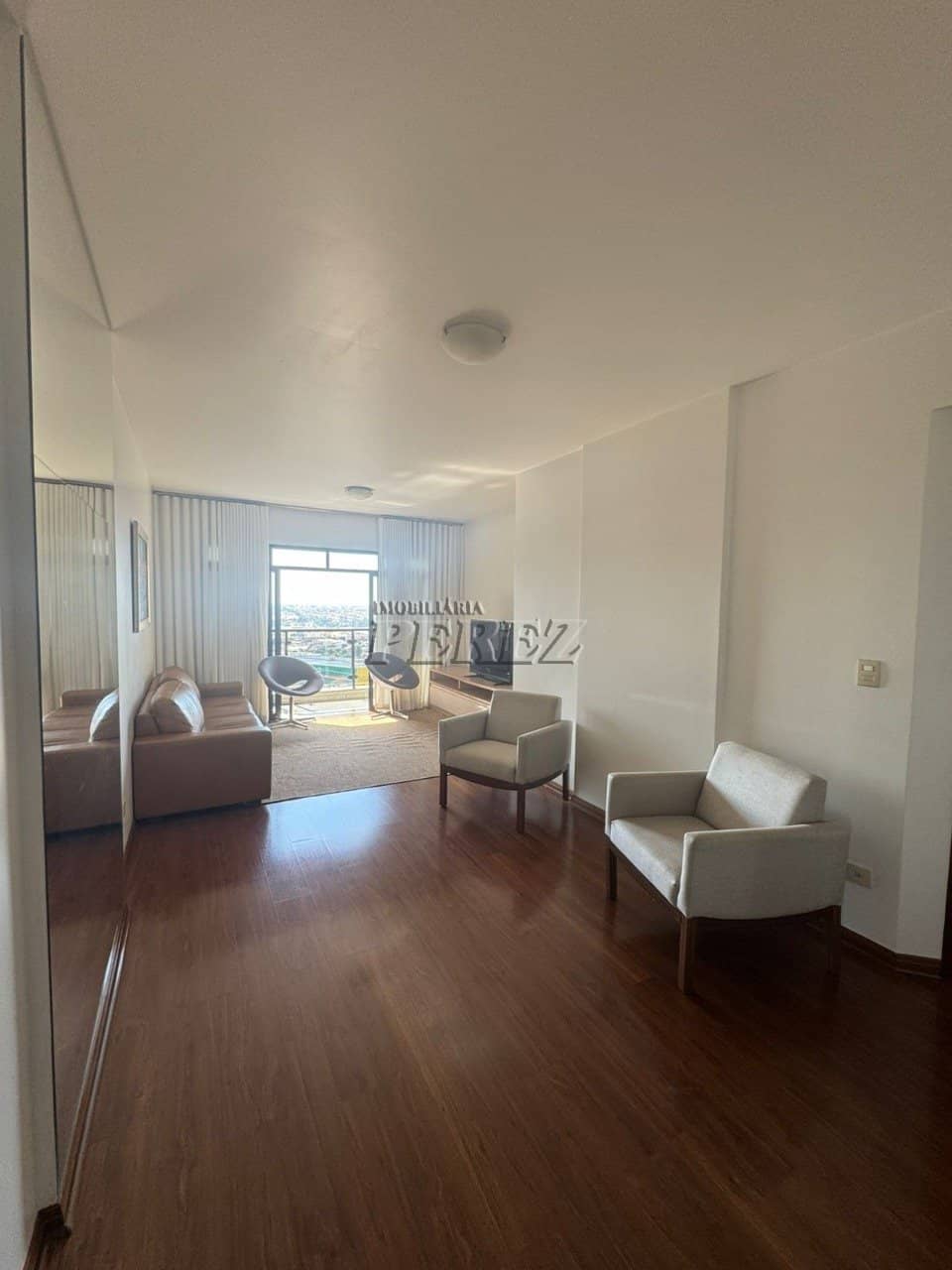 Apartamento no Edificio Bavaria, de 3 quartos, 138 m² à venda no Centro - Londrina/PR - Foto 4