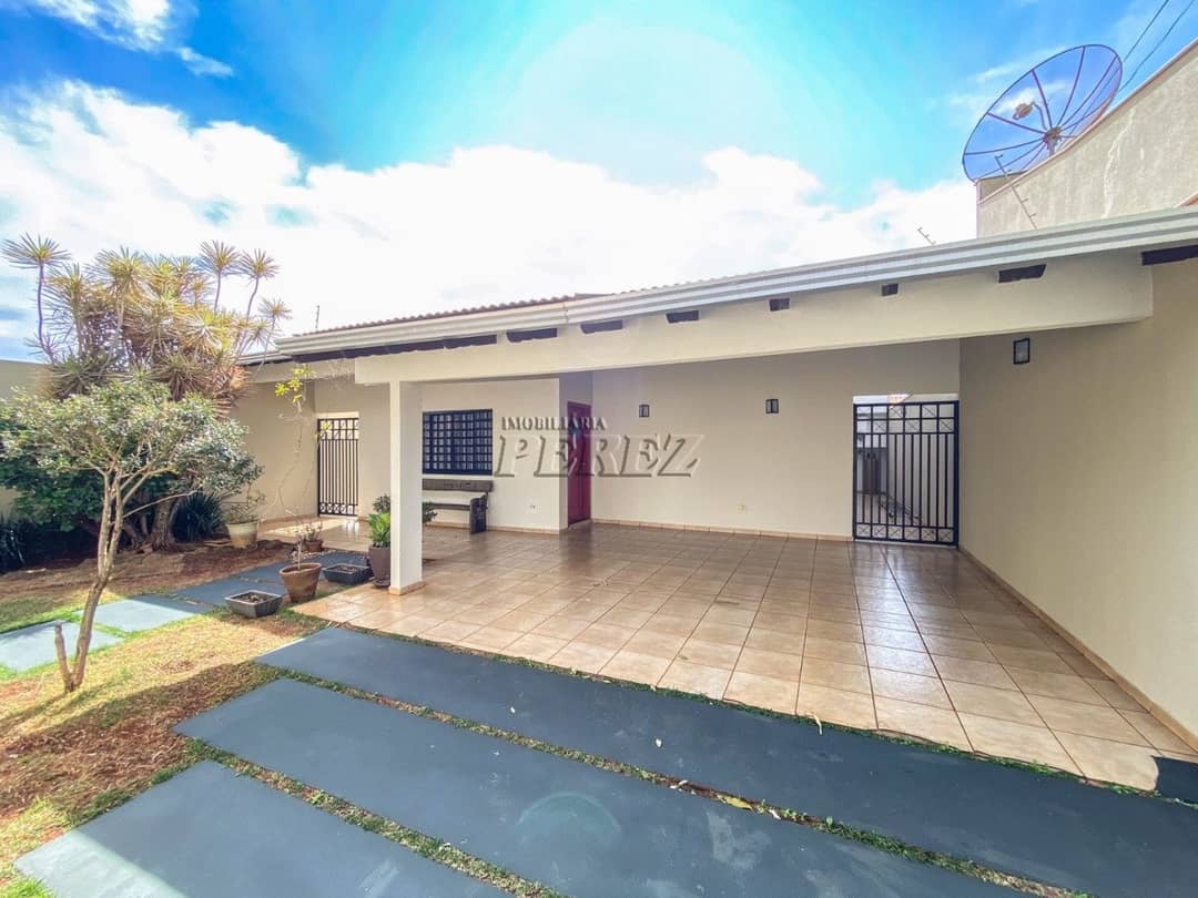 Casa para alugar próximo da Av. dos Pioneiros na região leste de Londrina - Foto 0