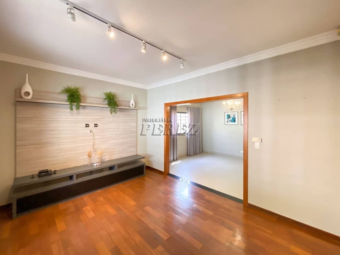 Casa para alugar próximo da Av. dos Pioneiros na região leste de Londrina - Foto 3