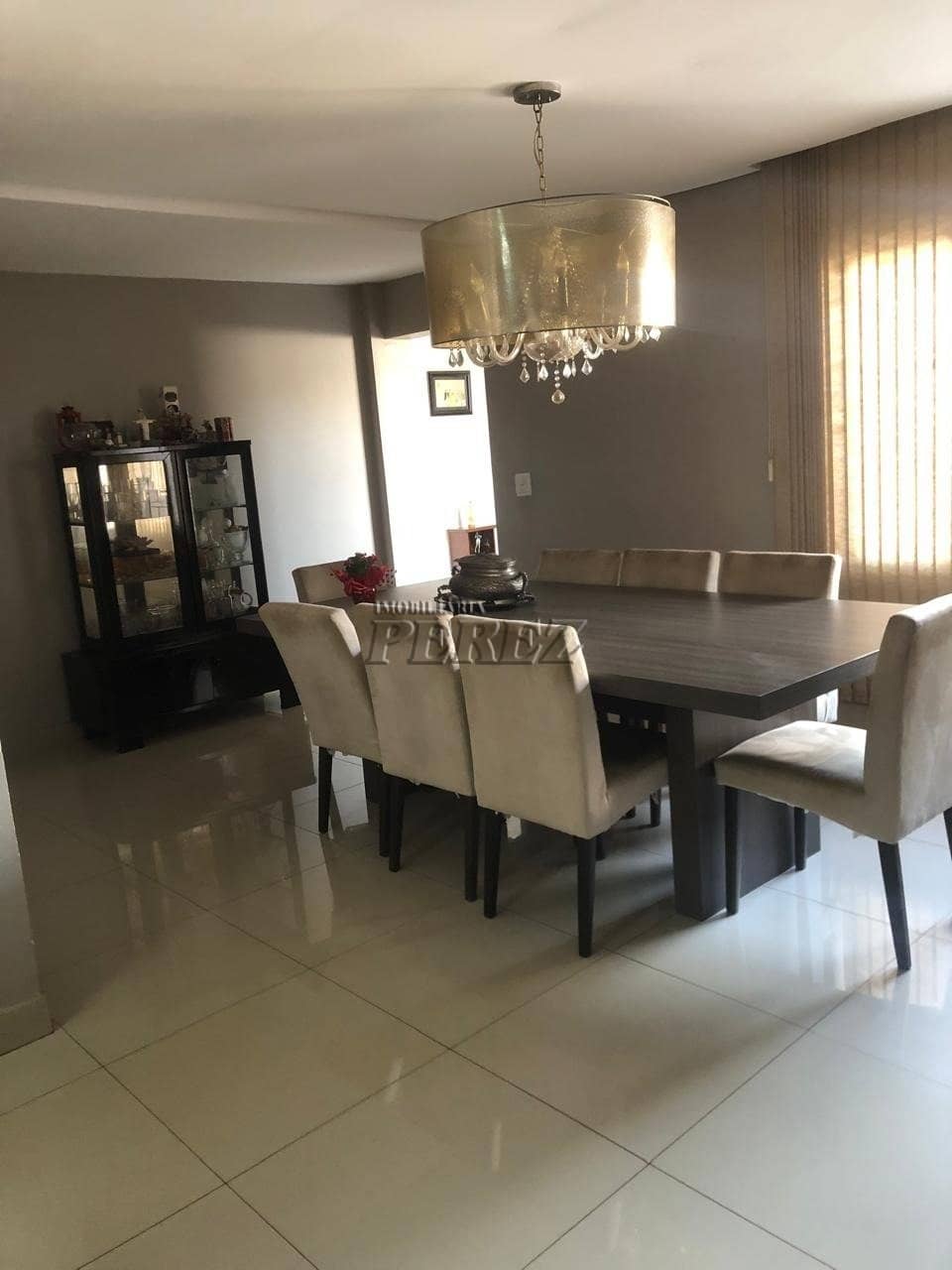 Casa, de 4 quartos, 270 m² à venda no Caravelle - Londrina/PR - Foto 0