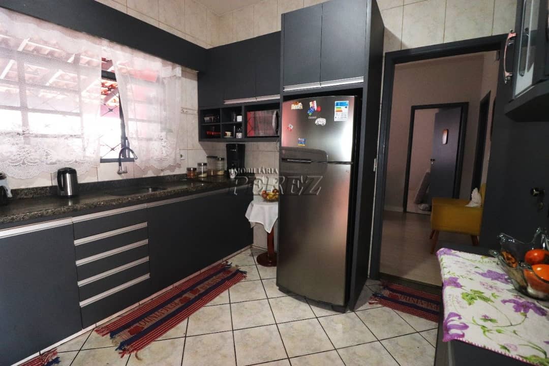Casa, de 4 quartos à venda no Dom Pedro - Londrina/PR - Foto 1