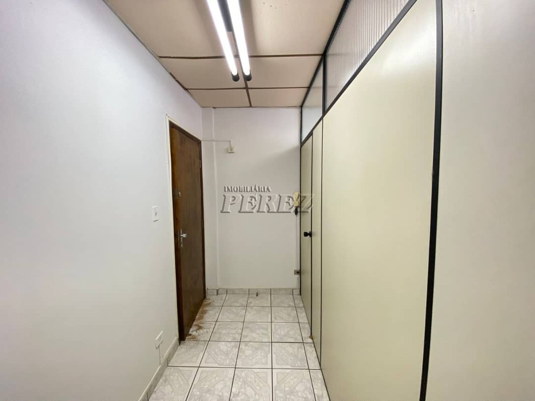 Salas no Centro Profissional, 20 m² para alugar no Centro - Londrina/PR - Foto 3