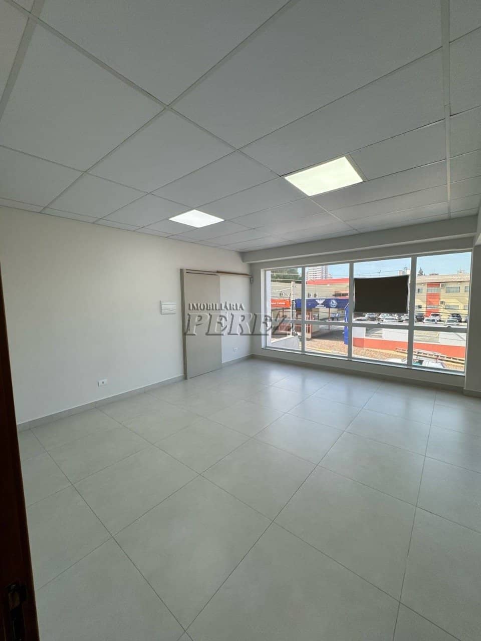 Salas, 33.66 m² para alugar no Centro - Londrina/PR - Foto 4