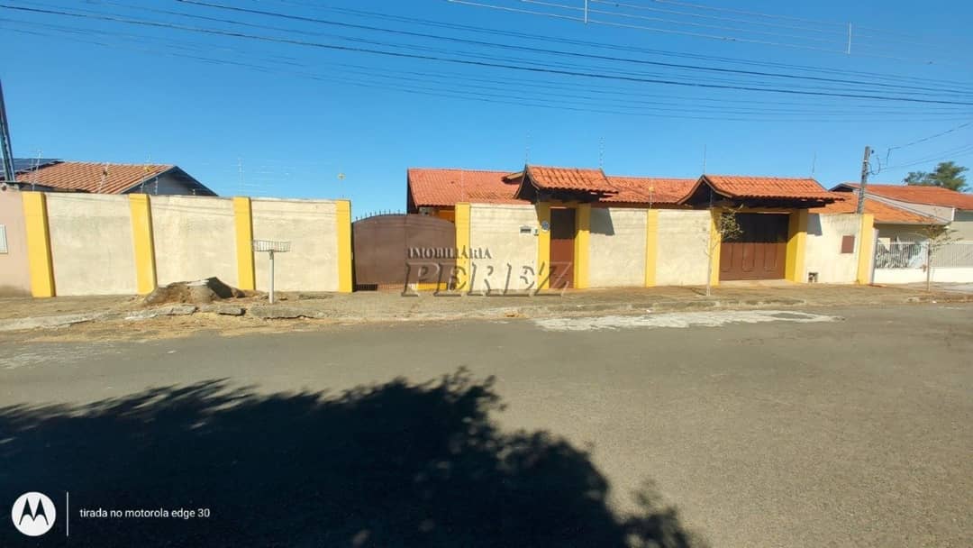 Casa, de 3 quartos à venda no Santa Mônica - Londrina/PR - Foto 1