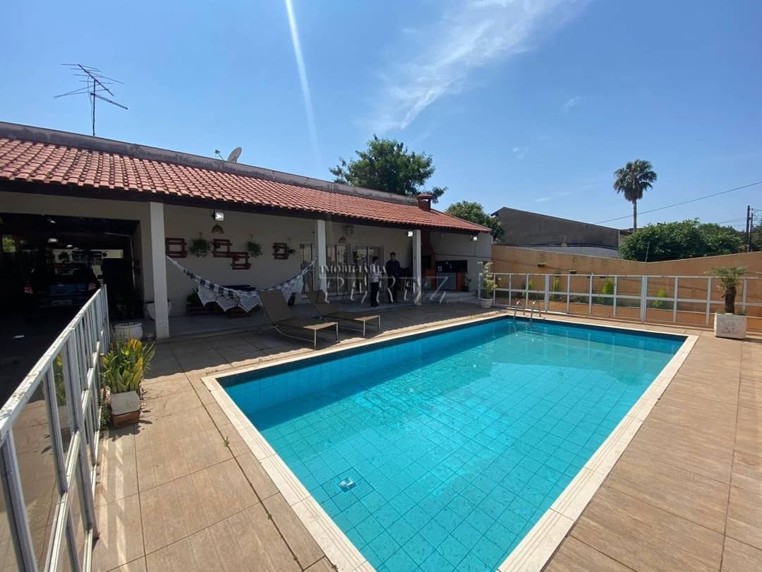 Casa, de 5 quartos, 270 m² para alugar no Coroados - Londrina/PR - Foto 0