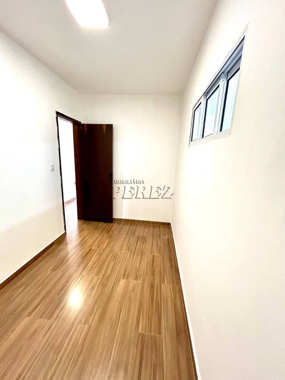 Casa, de 3 quartos à venda no Cinco Conjuntos - Londrina/PR - Foto 2