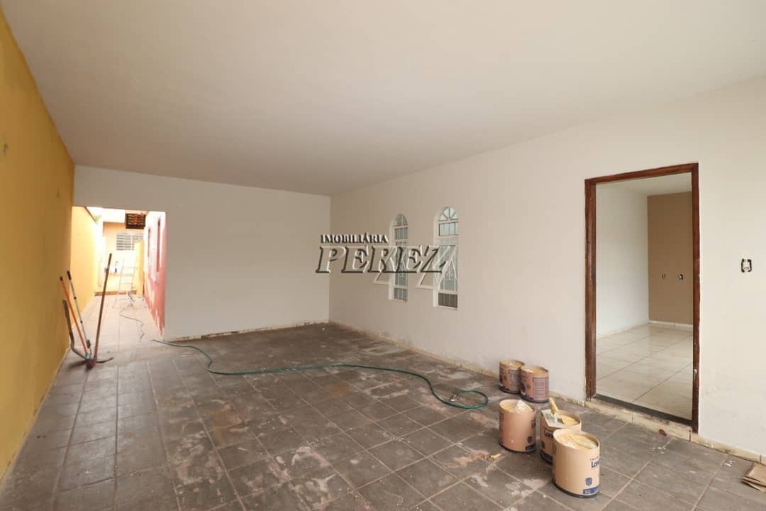 Casa, de 5 quartos, 210 m² para alugar no Marabá - Londrina/PR - Foto 2