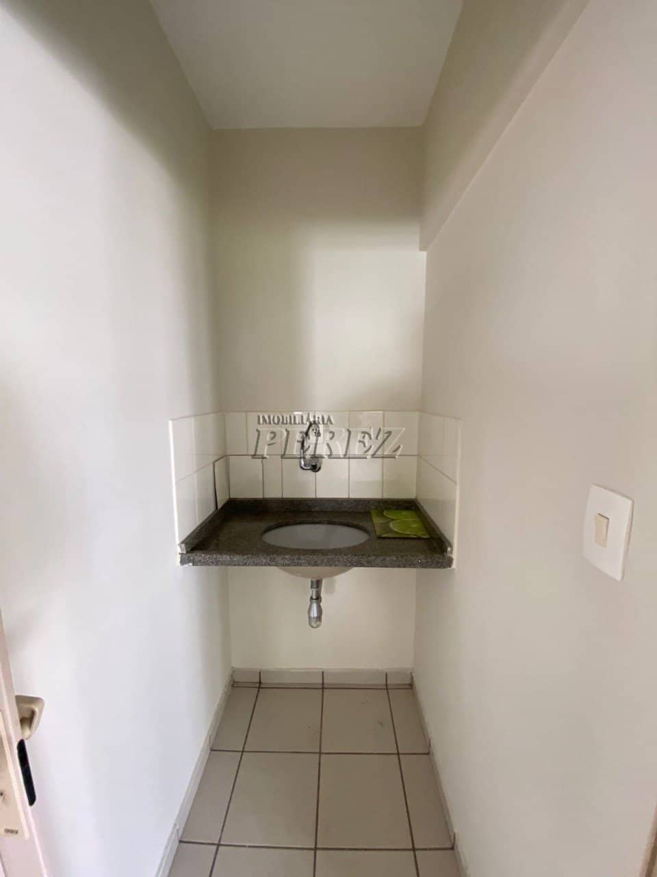 Salas, 60 m² para alugar no Vila Larsen 1 - Londrina/PR - Foto 4