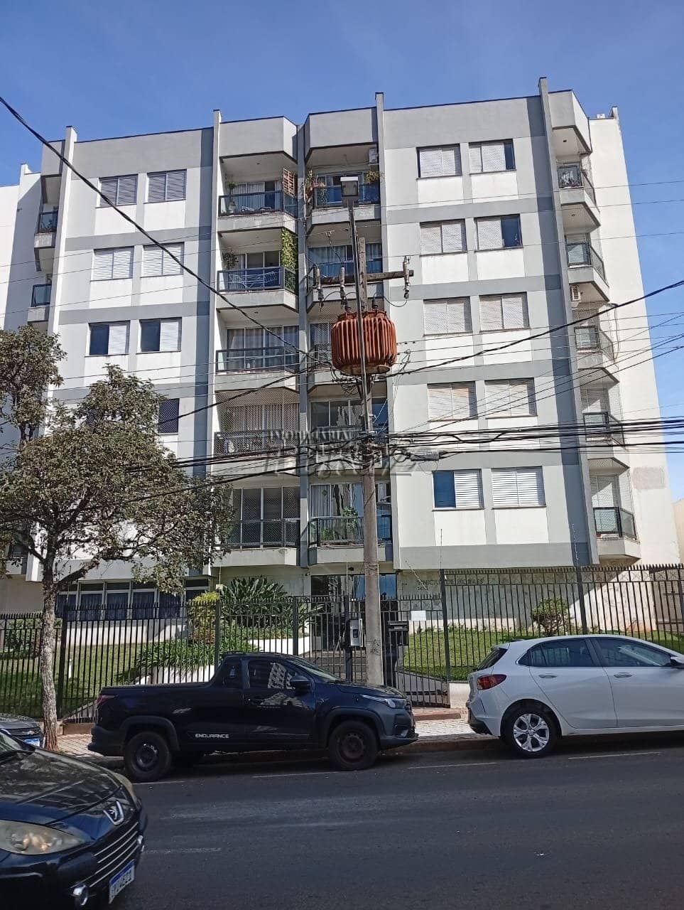 Apartamento no Edificio Vinicius De Moraes, de 3 quartos, 95.09 m² à venda no Jardim Londrilar - Londrina/PR - Foto 0