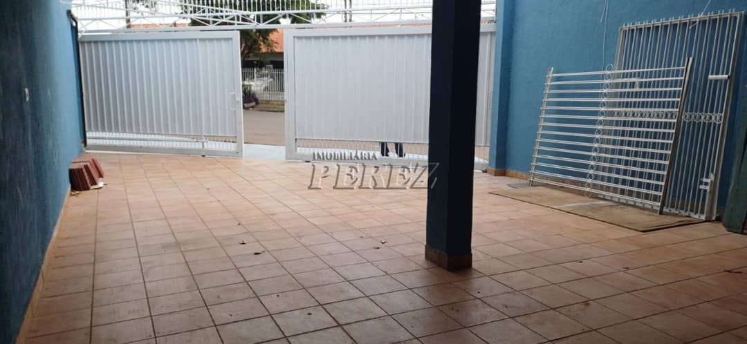 Sobrado, de 4 quartos, 450 m² para alugar no Bancários - Londrina/PR - Foto 1