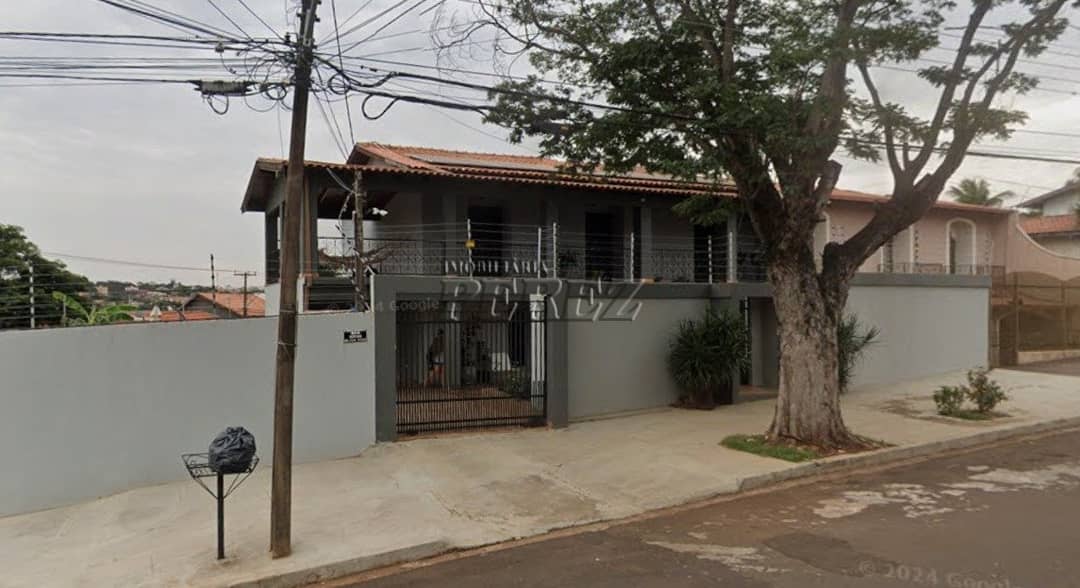Sobrado, de 4 quartos, 450 m² para alugar no Bancários - Londrina/PR - Foto 0