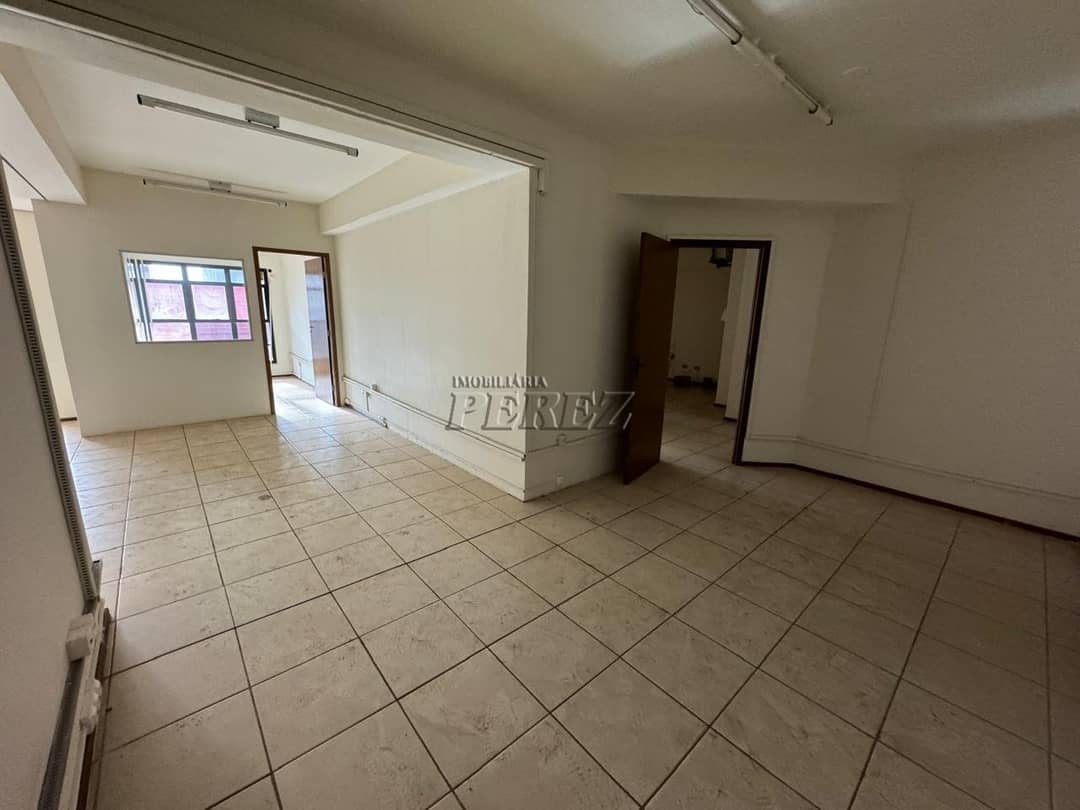 Salas no Edifício Batistella, 213 m² para alugar no Vitória - Londrina/PR - Foto 3
