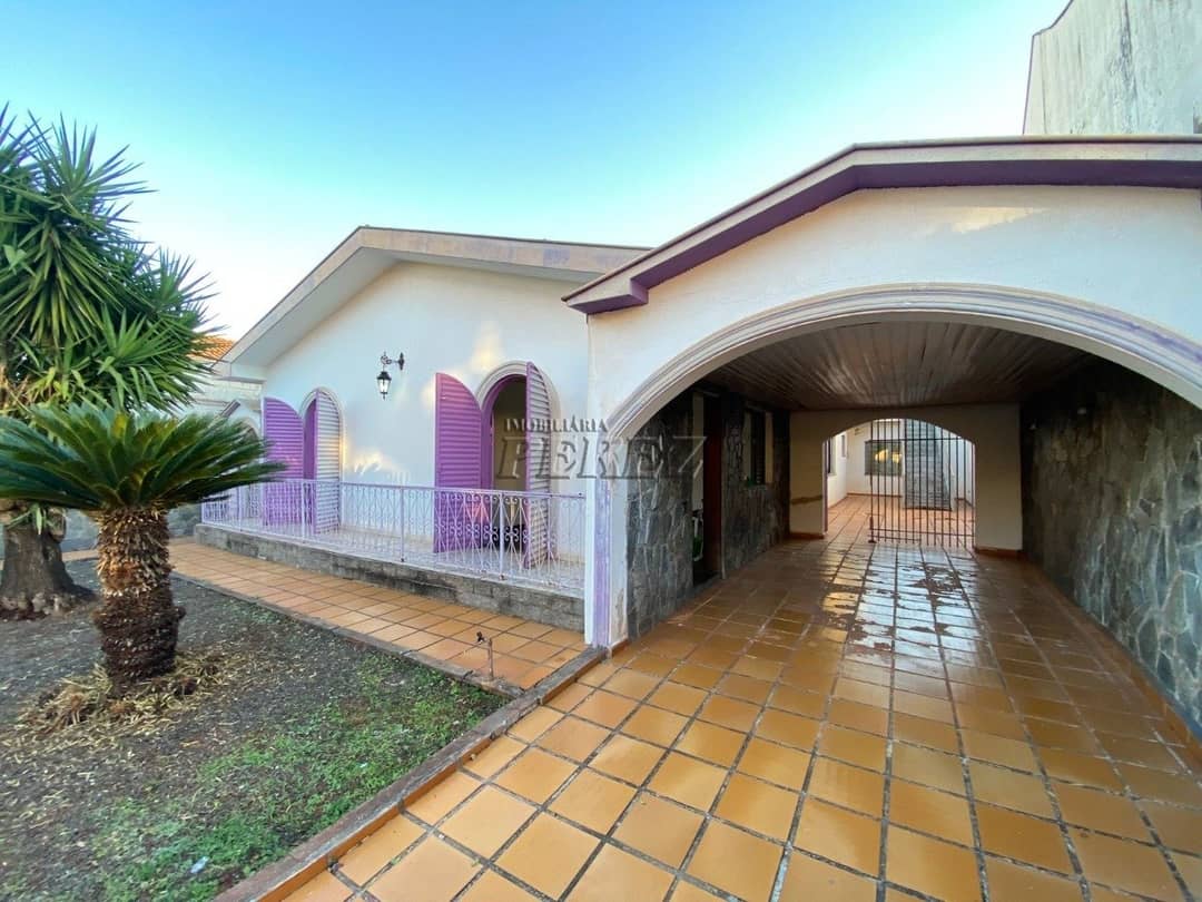 Casa, de 3 quartos, 225 m² para alugar no Lago Parque - Londrina/PR - Foto 0
