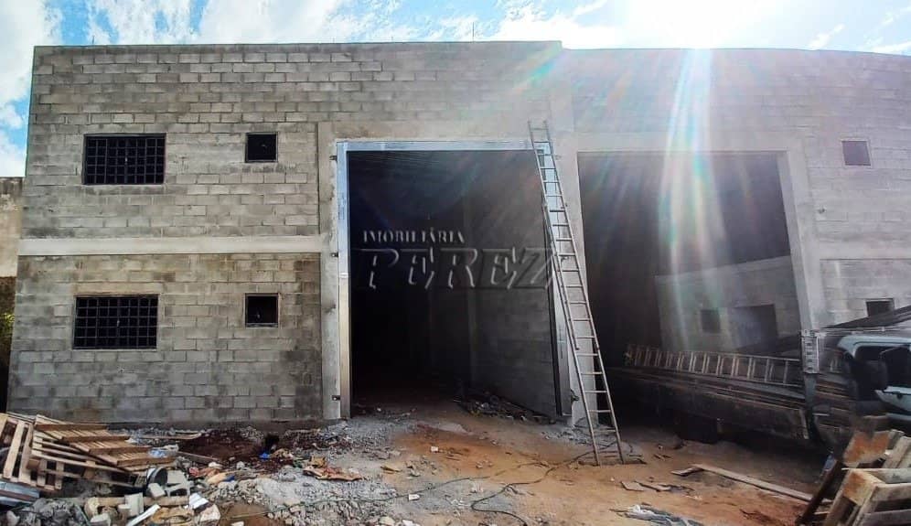 Galpão, 200 m² para alugar no Jardim Marissol - Londrina/PR - Foto 2