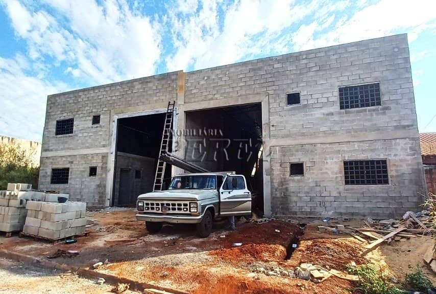 Galpão, 200 m² para alugar no Jardim Marissol - Londrina/PR - Foto 3