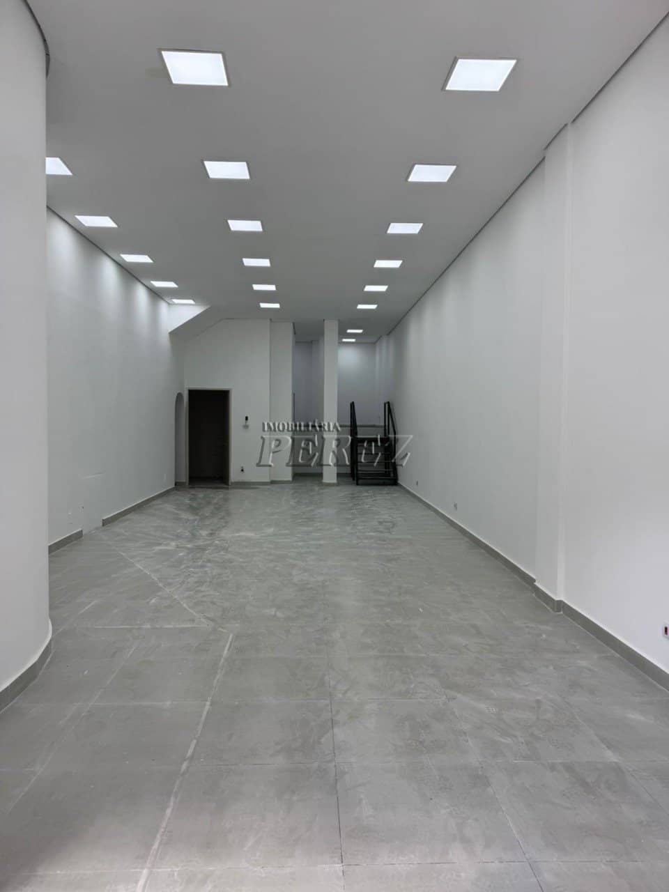 Sala comercial para alugar na Av Paraná no centro de Londrina. - Foto 2