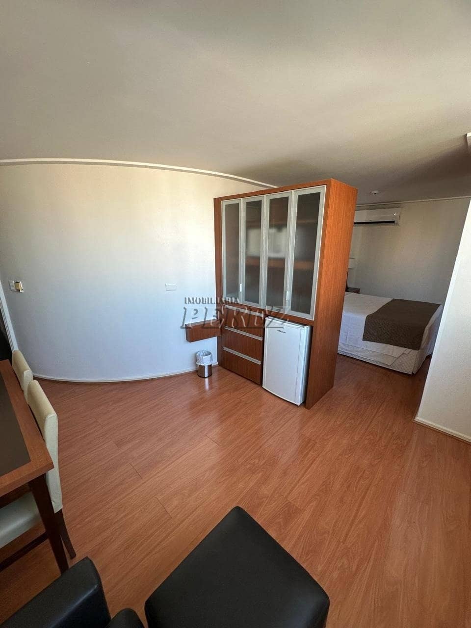 Flat a venda, mobiliado no Boulevard Hotel!  Seu investimento com alto padrão no coração de Londrina - Foto 2