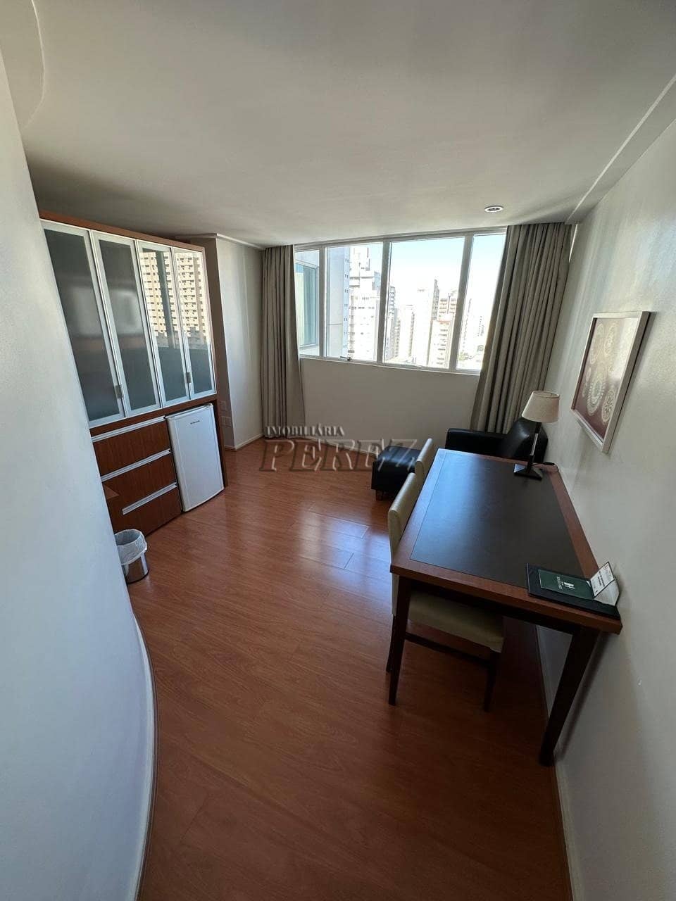 Flat a venda, mobiliado no Boulevard Hotel!  Seu investimento com alto padrão no coração de Londrina - Foto 1