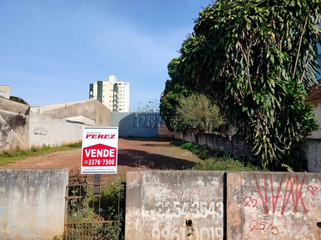 Terreno à venda no CENTRO de Londrina - localização privilegiada e alto potencial de valorização! - Foto 0