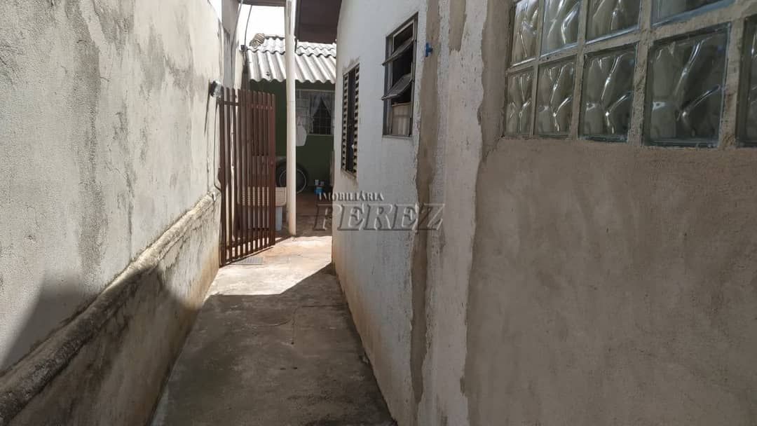 Venda de Casa com edícula à venda na Rua Maria Josefa de Carvalho - Versatilidade e ótimo custo-benefício em Londrina! - Foto 3