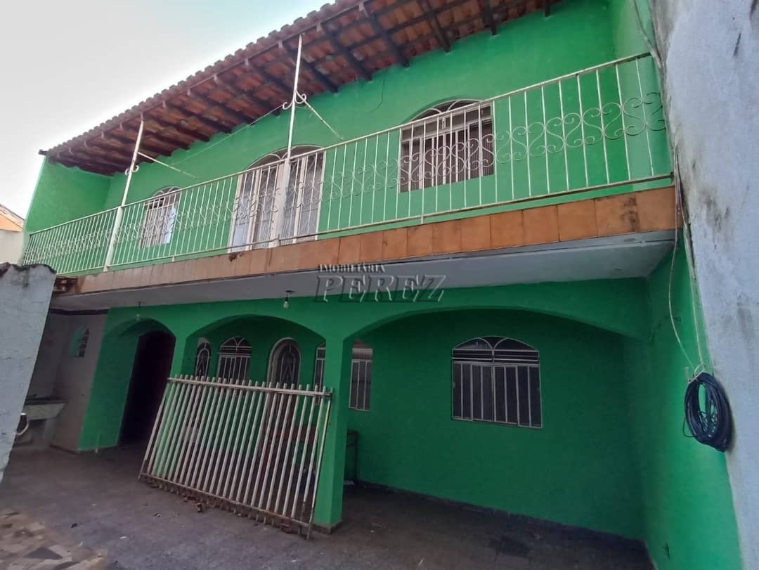 Casa para alugar, ampla no Jardim Maringá - Espaço e praticidade para toda a família! - Foto 0