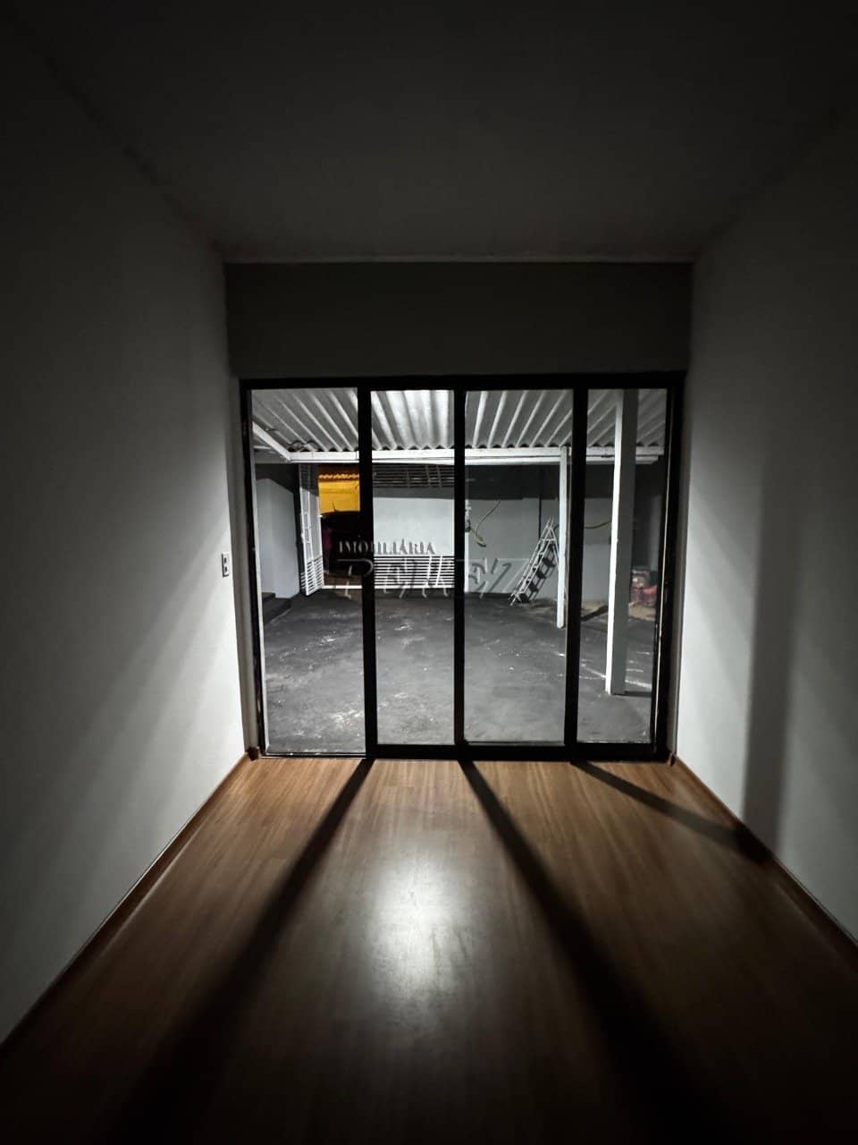 Casa para alugar na região leste de Londrina, bairro Brasília. - Foto 1