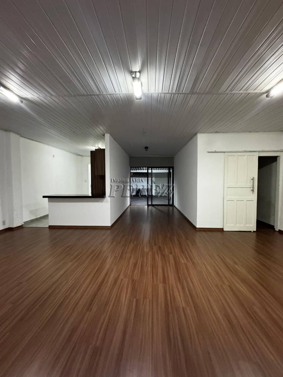 Casa para alugar na região leste de Londrina, bairro Brasília. - Foto 2