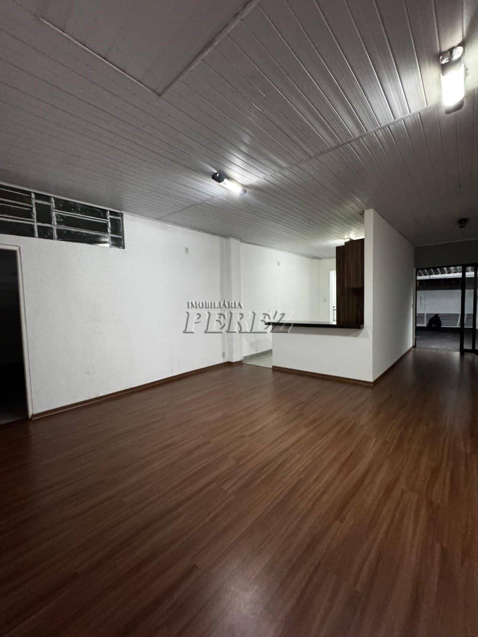 Casa para alugar na região leste de Londrina, bairro Brasília. - Foto 4