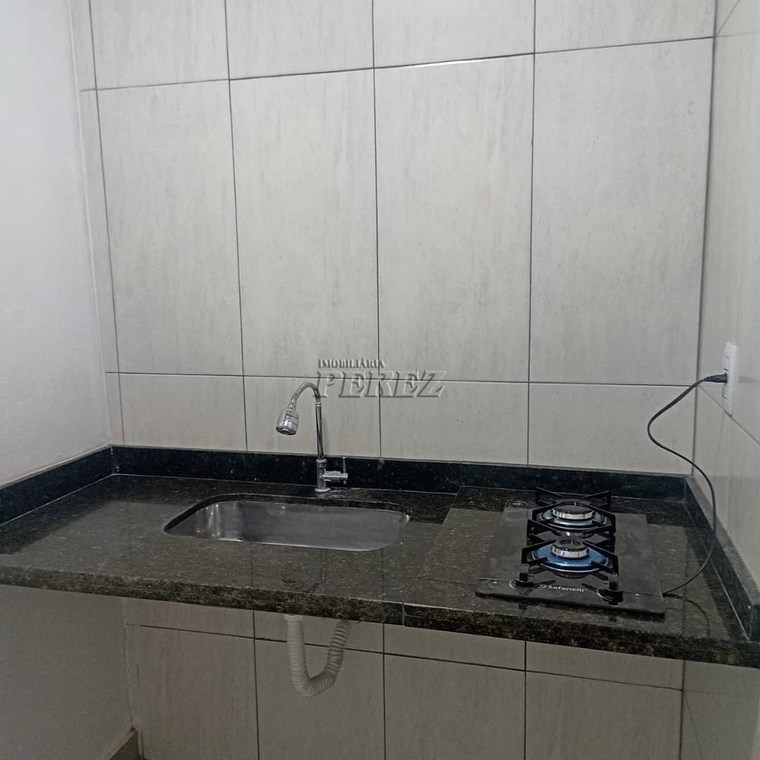 Casa para alugar no bairro Brasília, região leste de Londrina. - Foto 3