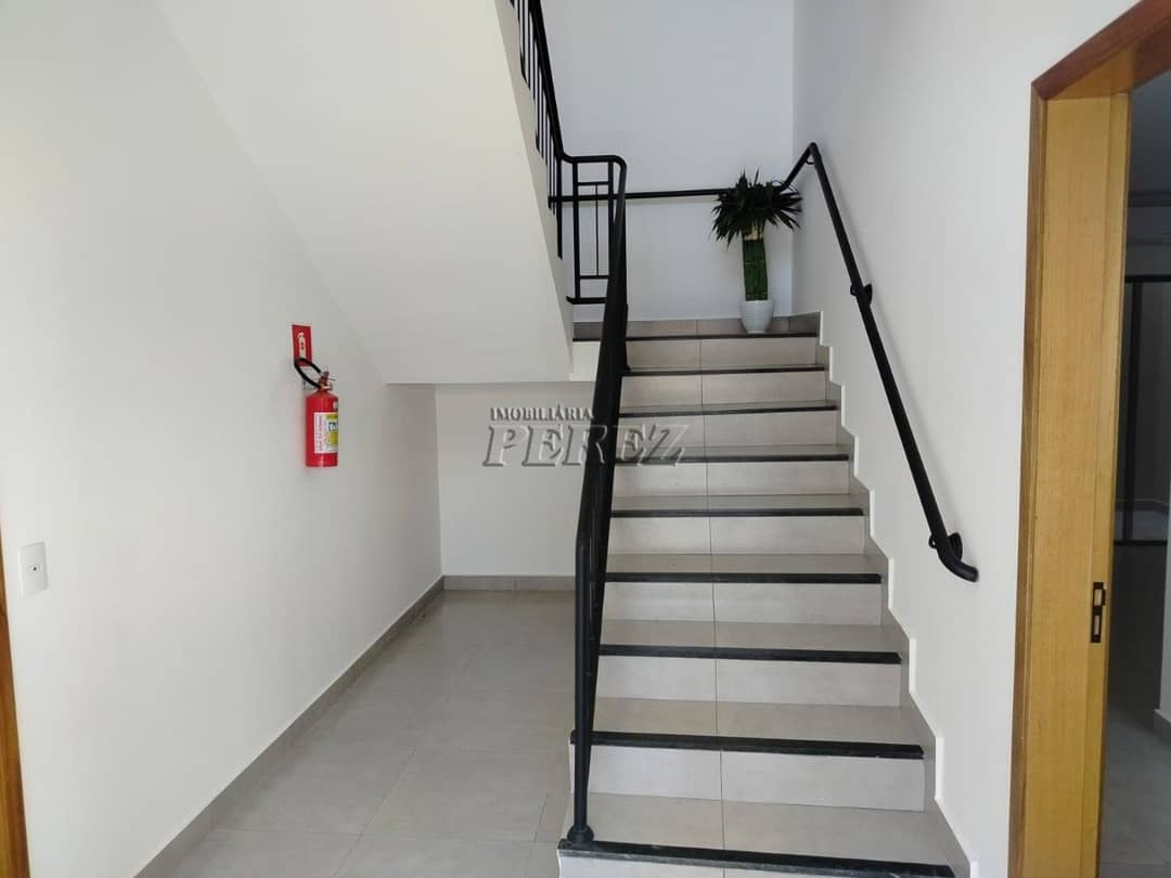 Apartamento para alugar em Londrina, região leste. - Foto 3