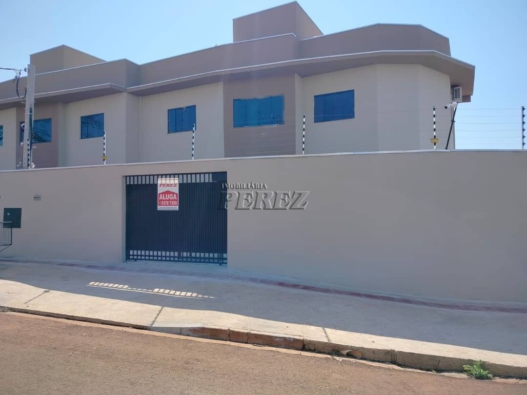 Apartamento para alugar no bairro Interlagos, região leste de Londrina - Foto 1