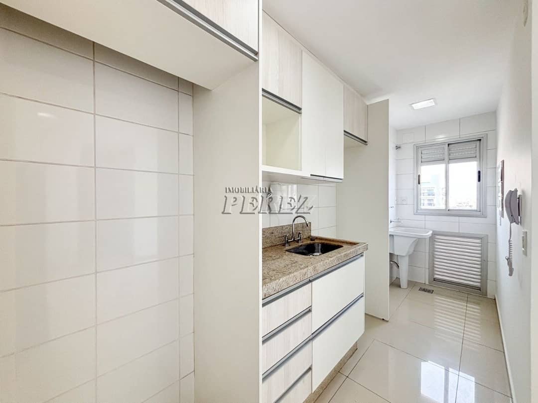 Apartamento para alugar no Edifício Verano, no centro de Londrina. - Foto 2