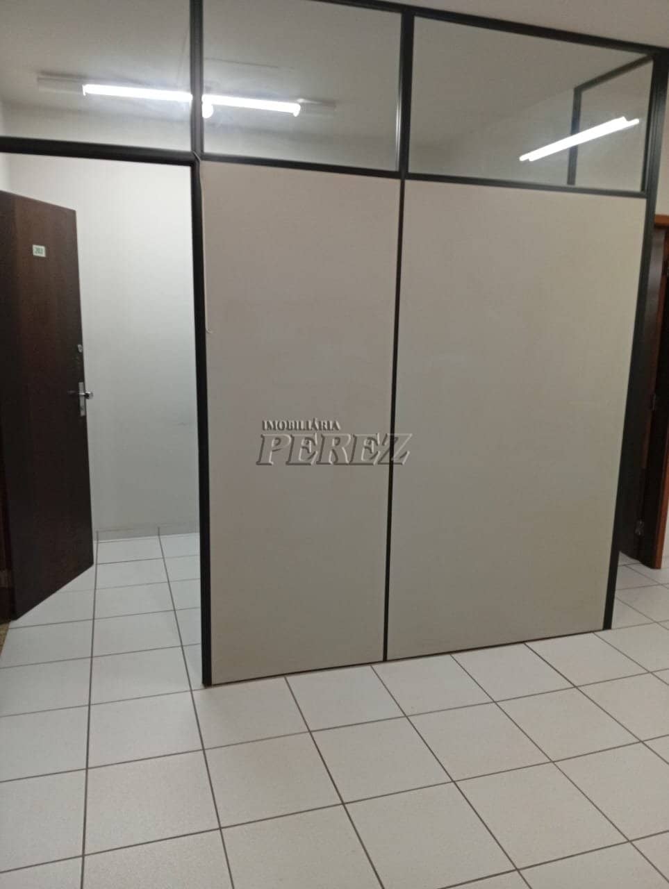 Sala Comercial à Venda no Centro de Londrina - 3 Pavimentos em Localização Privilegiada! - Foto 3