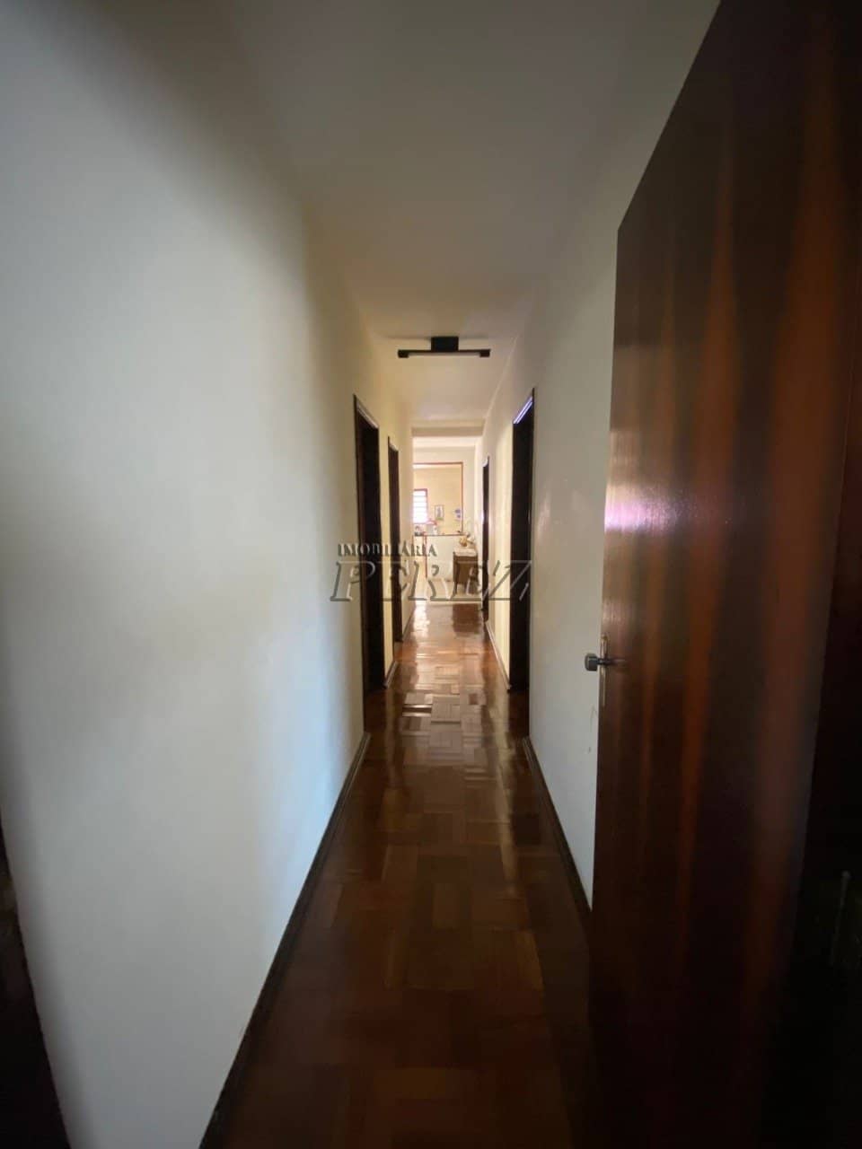 Linda Casa à Venda em Santa Marta - Londrina - Foto 4