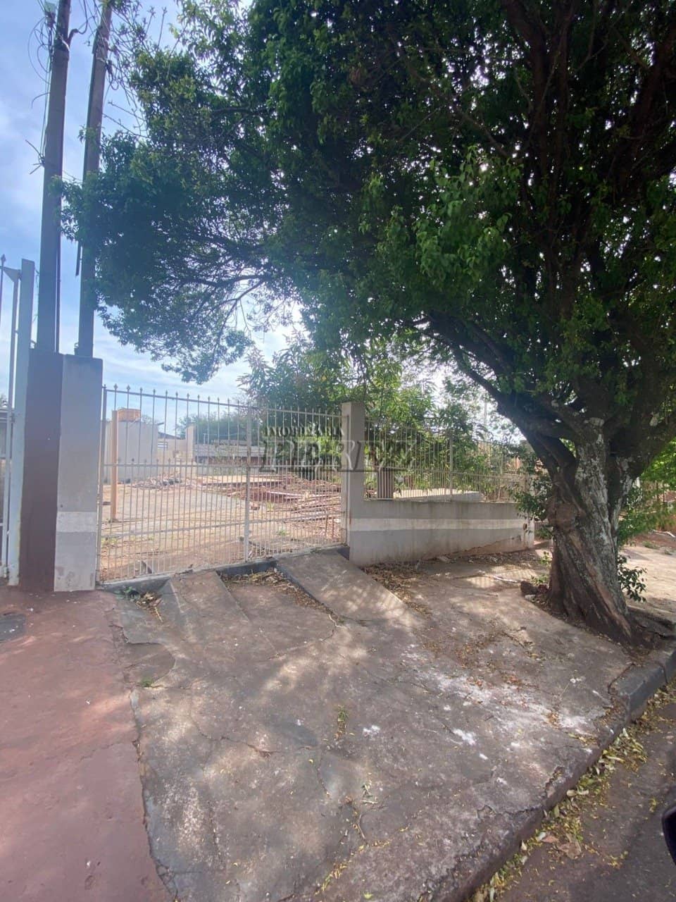 Terreno à venda no bairro América, Londrina - Foto 2